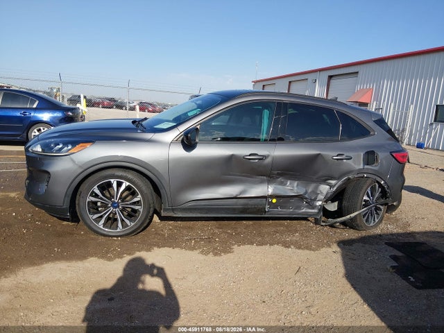1FMCU0G68NUA30452 Ford ESCAPE SE