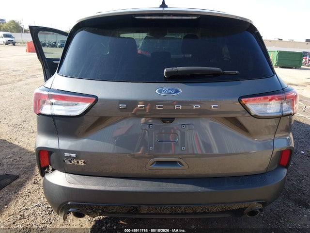 1FMCU0G68NUA30452 Ford ESCAPE SE