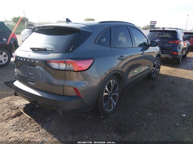 1FMCU0G68NUA30452 Ford ESCAPE SE