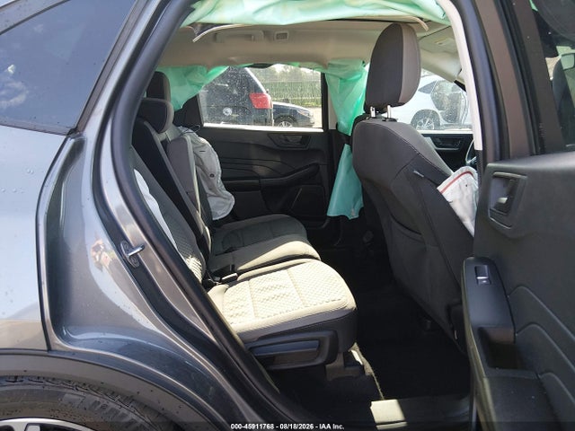 1FMCU0G68NUA30452 Ford ESCAPE SE