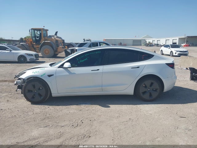 Продажа на аукционе авто 2023 Tesla Model 3 Rear-wheel Drive, vin: 5YJ3E1EA1PF651414, номер лота: 45911770