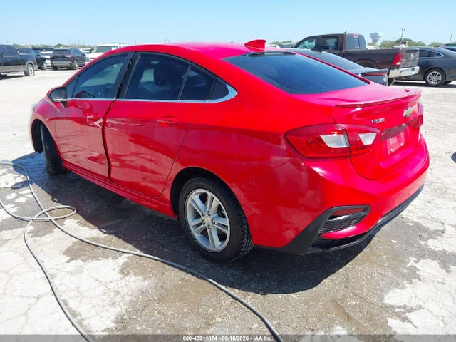 Chevrolet Cruze Lt Auto 2018 1G1BE5SM7J7151829 Image 3