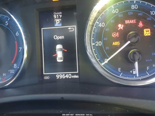 Продаж на аукціоні авто 2018 Toyota Corolla Se, vin: 5YFBURHE4JP771473, номер лоту: 45911887