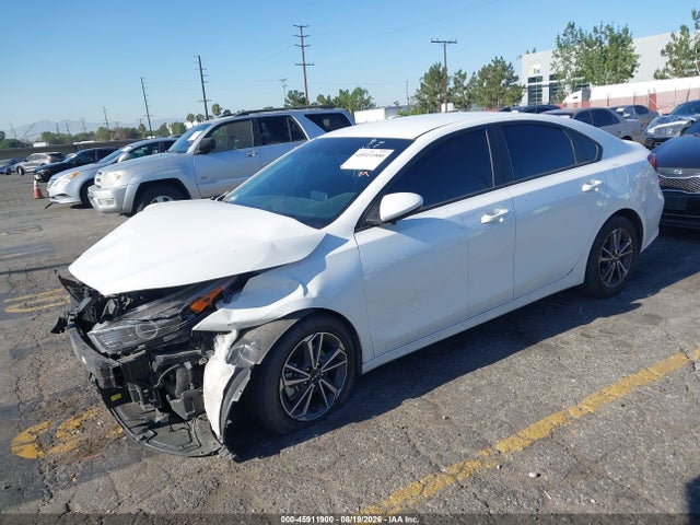KIA Forte Lxs 2023 3KPF24AD0PE653698 Image 2