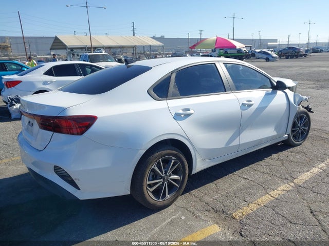 KIA Forte Lxs 2023 3KPF24AD0PE653698 Image 4