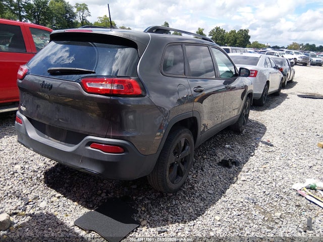 45911901 :رقم المزاد ، 1C4PJMCB1JD501733 vin ، 2018 Jeep Cherokee Latitude 4x4 مزاد بيع