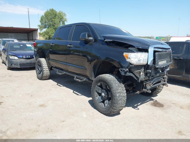 Продажа на аукционе авто 2010 Toyota Tundra Grade 5.7l V8, vin: 5TFDW5F1XAX115856, номер лота: 45911908