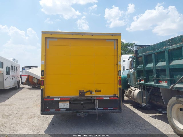 Ford E-350 Cutaway 2015 1FDWE3FS5FDA16410 Image 16