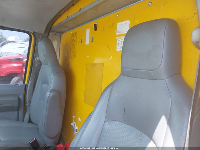 Ford E-350 Cutaway 2015 1FDWE3FS5FDA16410 Image 7