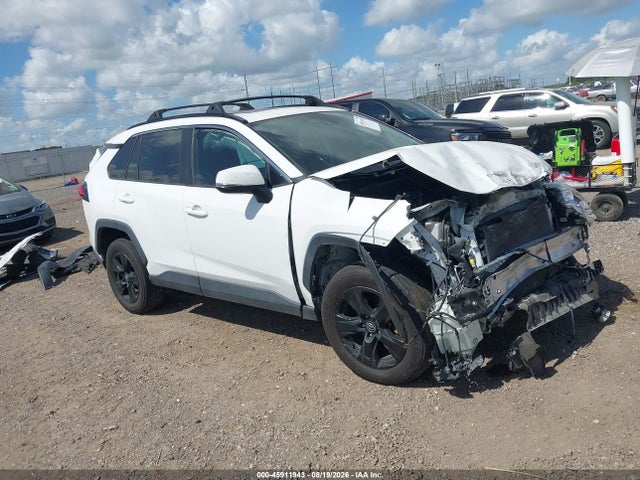 Продажа на аукционе авто 2020 Toyota Rav4 Xle, vin: 2T3W1RFV3LC054666, номер лота: 45911943