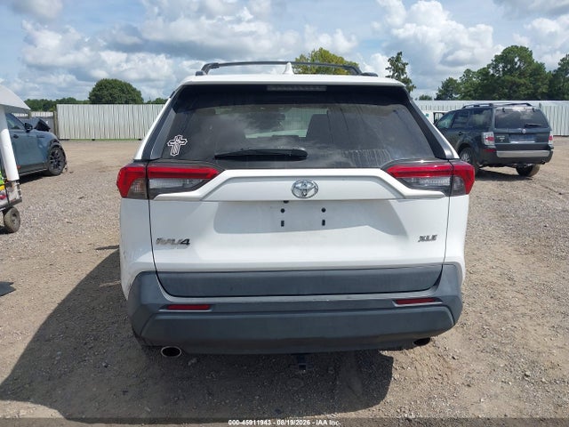 2020 Toyota Rav4 Xle მანქანა იყიდება აუქციონზე, vin: 2T3W1RFV3LC054666, აუქციონის ნომერი: 45911943