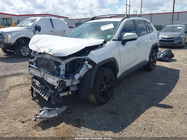 2020 Toyota Rav4 Xle მანქანა იყიდება აუქციონზე, vin: 2T3W1RFV3LC054666, აუქციონის ნომერი: 45911943