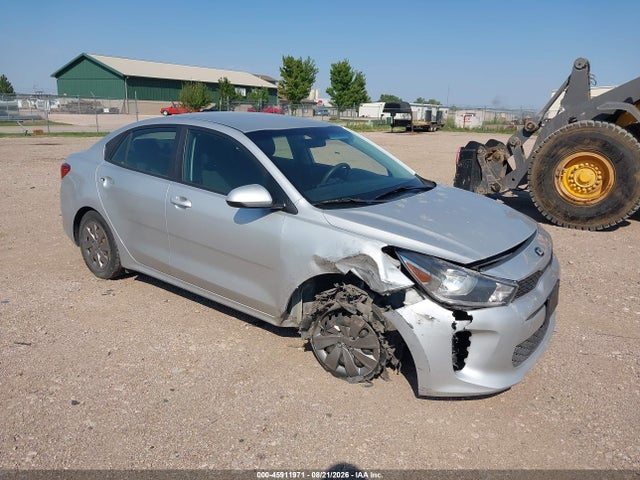 2019 Kia Rio S მანქანა იყიდება აუქციონზე, vin: 3KPA24ABXKE198800, აუქციონის ნომერი: 45911971