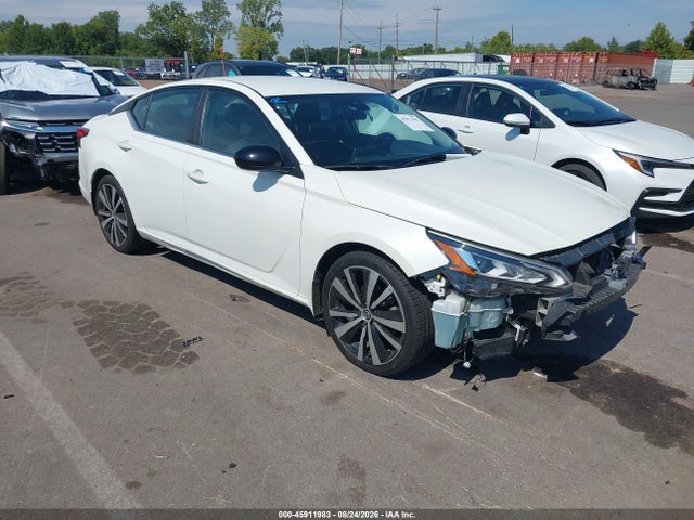 Продажа на аукционе авто 2022 Nissan Altima Sr Fwd, vin: 1N4BL4CV0NN324645, номер лота: 45911983