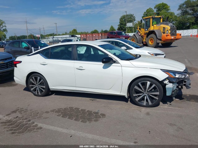 Продаж на аукціоні авто 2022 Nissan Altima Sr Fwd, vin: 1N4BL4CV0NN324645, номер лоту: 45911983