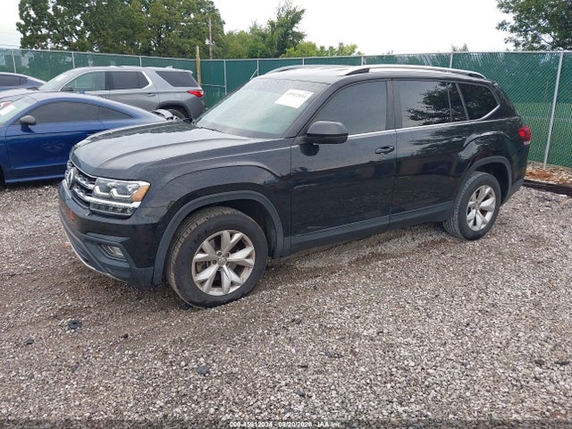 2018 Volkswagen Atlas 3.6l V6 Se მანქანა იყიდება აუქციონზე, vin: 1V2CR2CAXJC508932, აუქციონის ნომერი: 45912034
