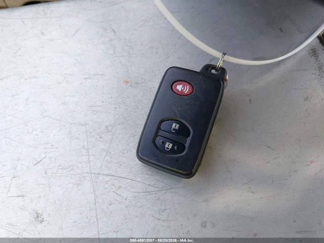 JTDKN3DU7F0448978 Toyota Prius Two