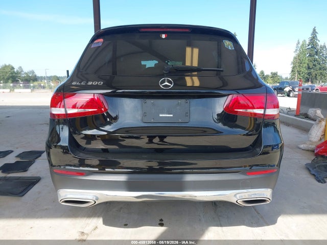 2018 Mercedes-benz Glc 300 მანქანა იყიდება აუქციონზე, vin: WDC0G4JB3JV031311, აუქციონის ნომერი: 45912058