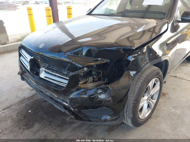 2018 Mercedes-benz Glc 300 მანქანა იყიდება აუქციონზე, vin: WDC0G4JB3JV031311, აუქციონის ნომერი: 45912058