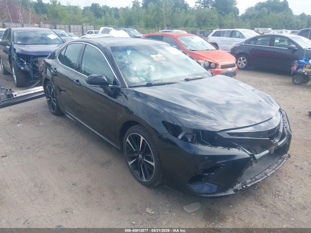 Toyota CAMRY XSE 2018 4T1B61HK8JU052307 головне зображення