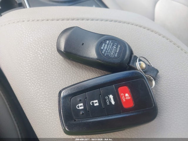4T1B61HK8JU052307 Toyota CAMRY XSE