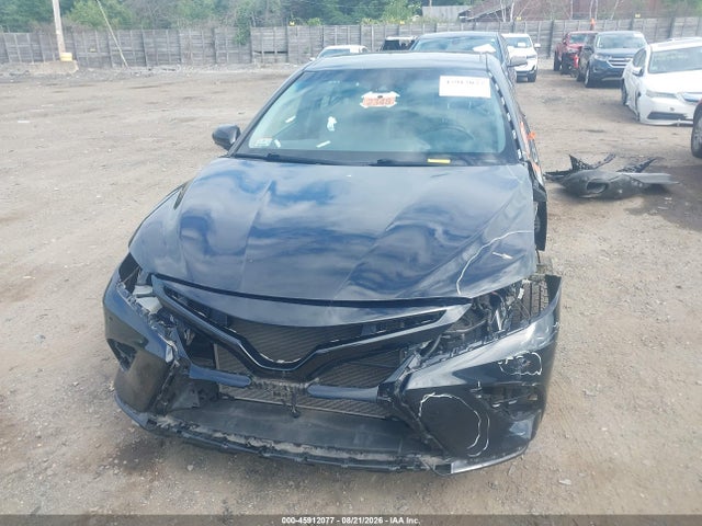 4T1B61HK8JU052307 Toyota CAMRY XSE