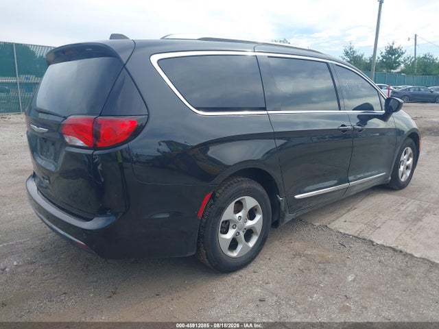Aukcja sprzedaży 2017 Chrysler Pacifica Touring-l Plus, vin: 2C4RC1EG8HR721517, numer aukcji: 45912085