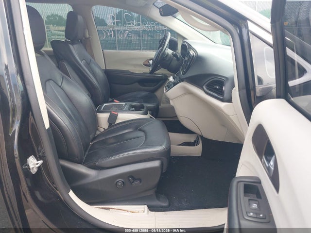 Aukcja sprzedaży 2017 Chrysler Pacifica Touring-l Plus, vin: 2C4RC1EG8HR721517, numer aukcji: 45912085