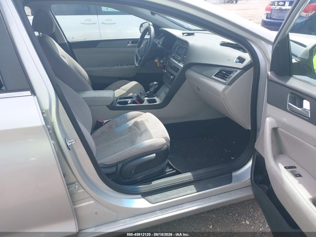 Продажа на аукционе авто 2015 Hyundai Sonata Eco, vin: 5NPE24AA6FH155713, номер лота: 45912120