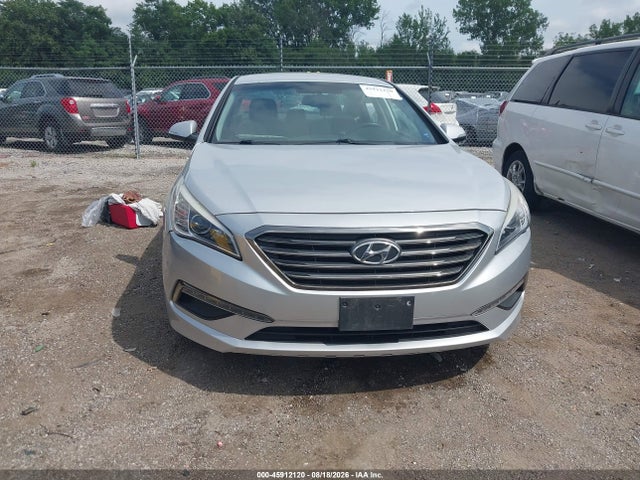 Продажа на аукционе авто 2015 Hyundai Sonata Eco, vin: 5NPE24AA6FH155713, номер лота: 45912120