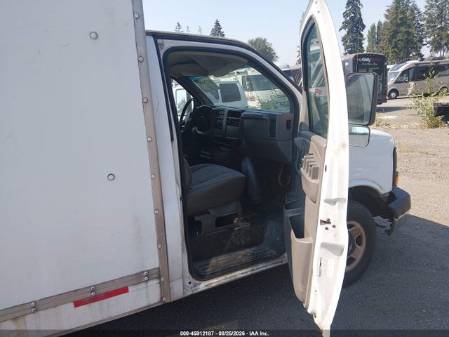 Aukcja sprzedaży 2003 Gmc Savana Cutaway Standard, vin: 1GDGG31V731904492, numer aukcji: 45912187