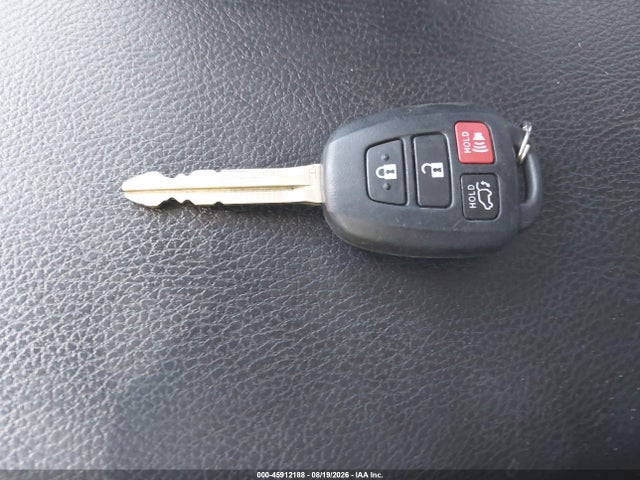 Toyota Rav4 Xle 2017 2T3RFREV3HW610609 Image 11
