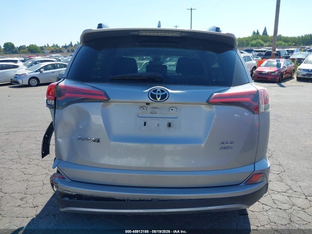 Toyota Rav4 Xle 2017 2T3RFREV3HW610609 Image 16