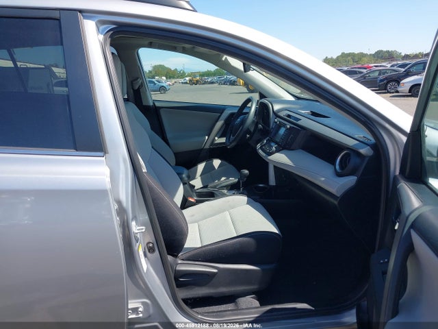 Toyota Rav4 Xle 2017 2T3RFREV3HW610609 Image 5