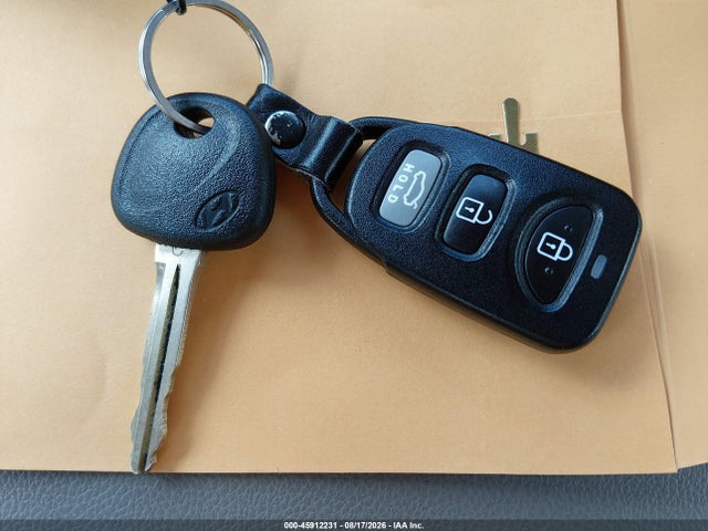 Продажа на аукционе авто 2020 Hyundai Elantra Se, vin: 5NPD74LF3LH612706, номер лота: 45912231