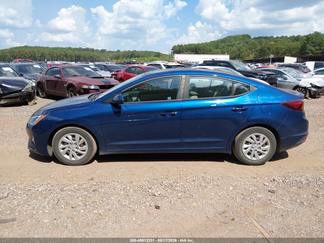 Продажа на аукционе авто 2020 Hyundai Elantra Se, vin: 5NPD74LF3LH612706, номер лота: 45912231