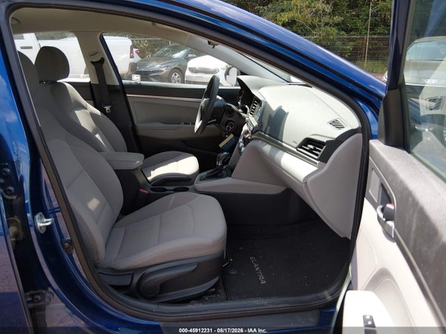Продажа на аукционе авто 2020 Hyundai Elantra Se, vin: 5NPD74LF3LH612706, номер лота: 45912231