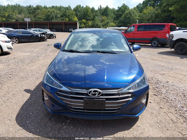 Продажа на аукционе авто 2020 Hyundai Elantra Se, vin: 5NPD74LF3LH612706, номер лота: 45912231