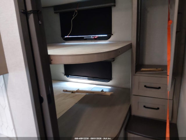 45912238 :رقم المزاد ، 573FR3427R3347424 vin ، 2024 Grand Design Reflection 278bh 5th Whl Travel Trailer مزاد بيع