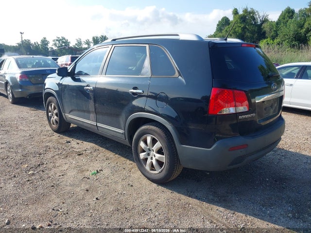 Продажа на аукционе авто 2011 Kia Sorento Lx, vin: 5XYKT3A14BG048705, номер лота: 45912242