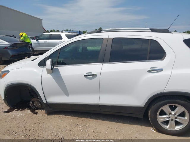 45912339 :رقم المزاد ، KL7CJLSB2JB676365 vin ، 2018 Chevrolet Trax Lt مزاد بيع