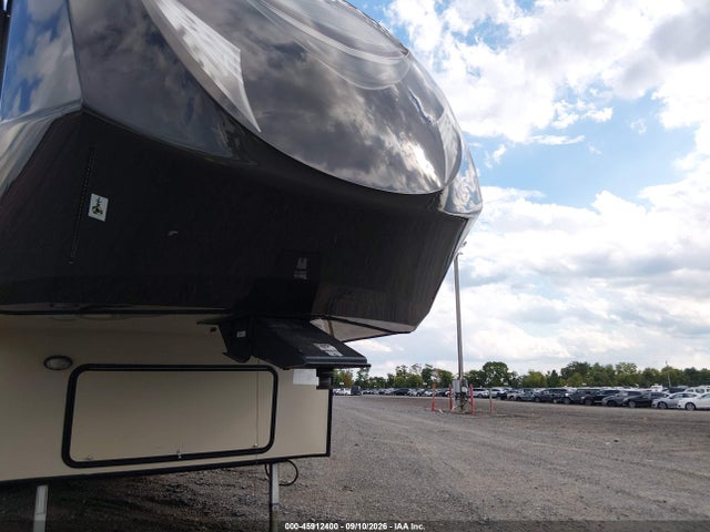 Продаж на аукціоні авто 2015 Wildwood Heritage Glen, vin: 4X4FWBJ20FU007188, номер лоту: 45912400