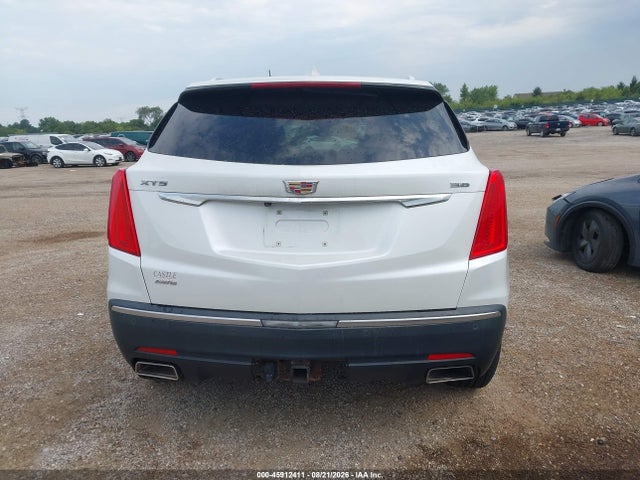45912411 :رقم المزاد ، 1GYKNDRS6HZ206527 vin ، 2017 Cadillac Xt5 Luxury مزاد بيع