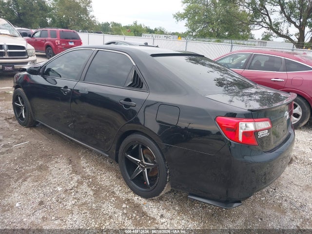 2014 Toyota Camry Le მანქანა იყიდება აუქციონზე, vin: 4T4BF1FKXER442324, აუქციონის ნომერი: 45912434