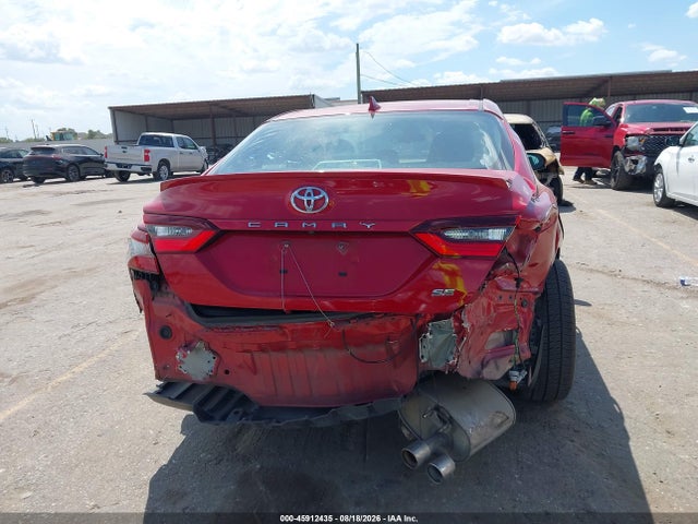 45912435 :رقم المزاد ، 4T1G11AK4MU496870 vin ، 2021 Toyota Camry Se مزاد بيع