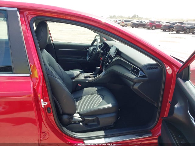 45912435 :رقم المزاد ، 4T1G11AK4MU496870 vin ، 2021 Toyota Camry Se مزاد بيع