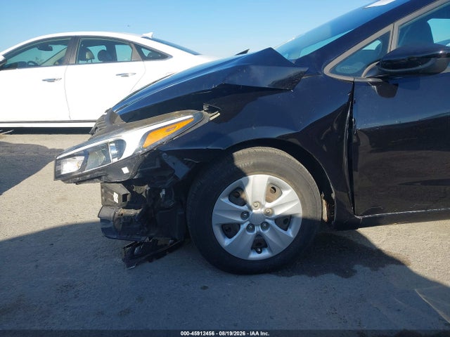 45912456 :رقم المزاد ، 3KPFK4A76JE254988 vin ، 2018 Kia Forte Lx مزاد بيع