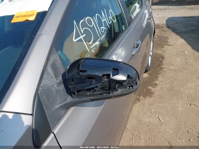 2015 Toyota Corolla Le Plus მანქანა იყიდება აუქციონზე, vin: 5YFBURHE1FP244708, აუქციონის ნომერი: 45912460