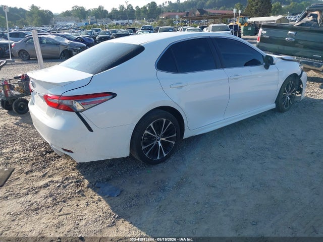 45912484 :رقم المزاد ، 4T1B11HK4JU087229 vin ، 2018 Toyota Camry Se مزاد بيع
