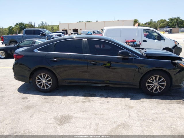Продаж на аукціоні авто 2018 Hyundai Sonata Se, vin: 5NPE24AF1JH642886, номер лоту: 45912500